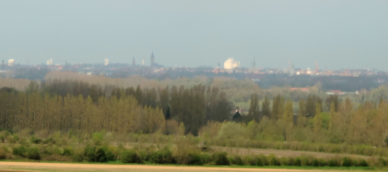 Calais skyline