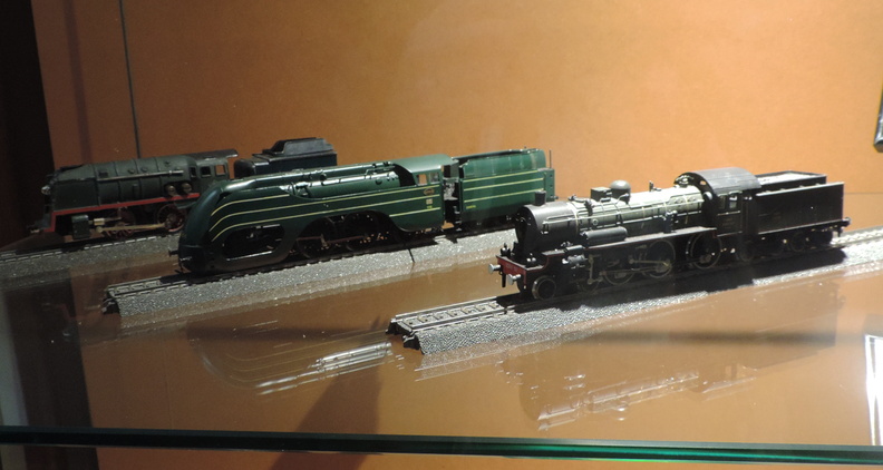 Model engines