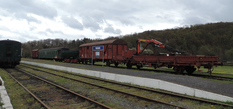 095-Sidings.jpg