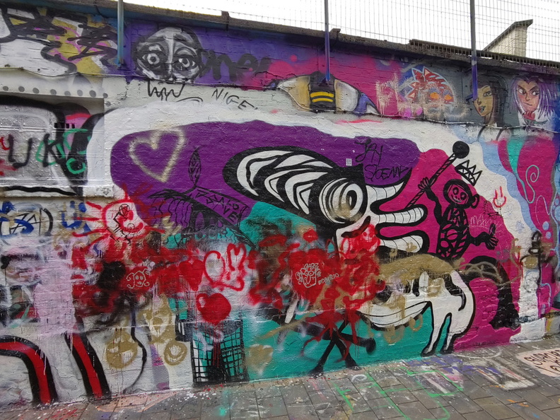 48-Graffiti.jpg