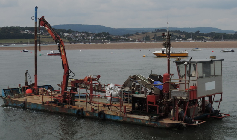 Oyster dredger