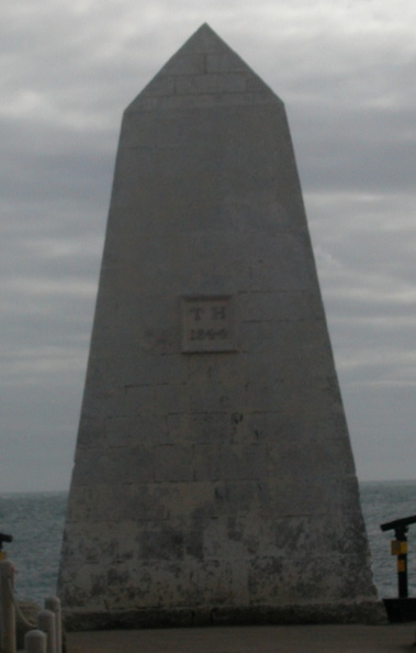 4-Obelisk.jpg