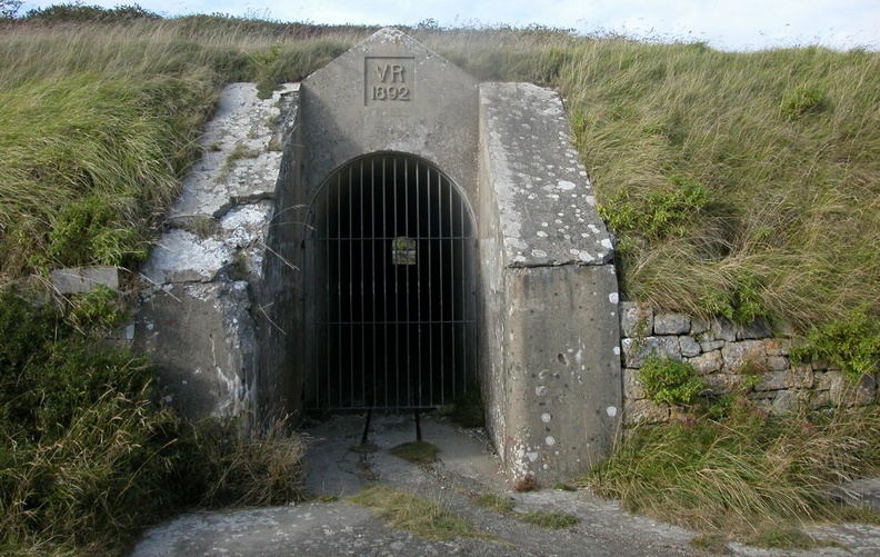 8-Tunnel.jpg