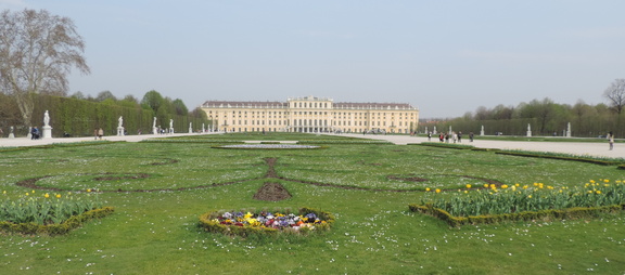 Gardens leading to Palace