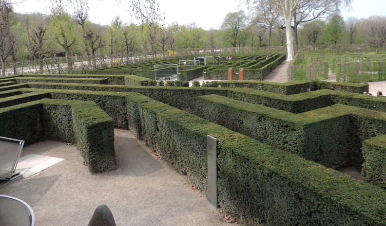 038-Labyrinth.jpg