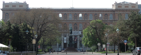 Building and statue