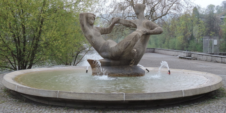 01-Fountain.jpg