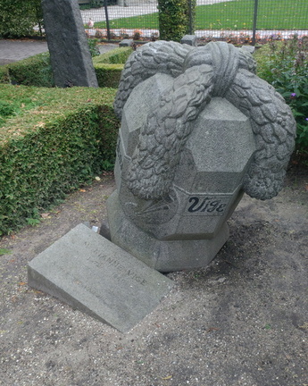 Lop-sided grave
