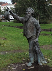 Statue