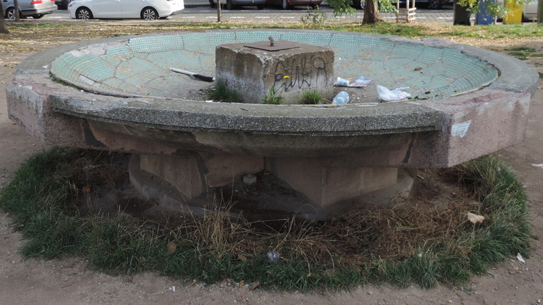 17-Fountain.jpg