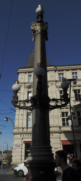 Lamp post