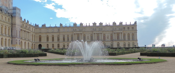 Fountain and Chateau