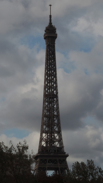 25-EiffelTower.jpg