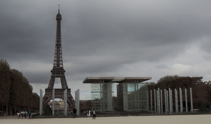 Eiffel Tower and peace monument