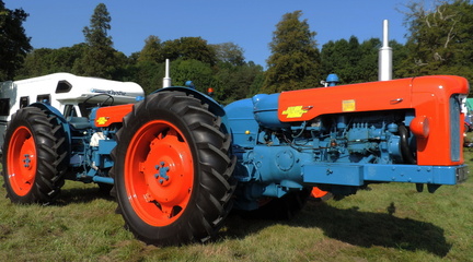 Dual tractor