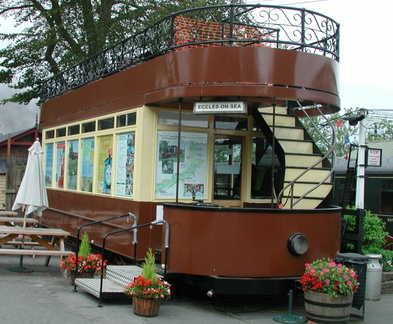 Tram turned into a cafe