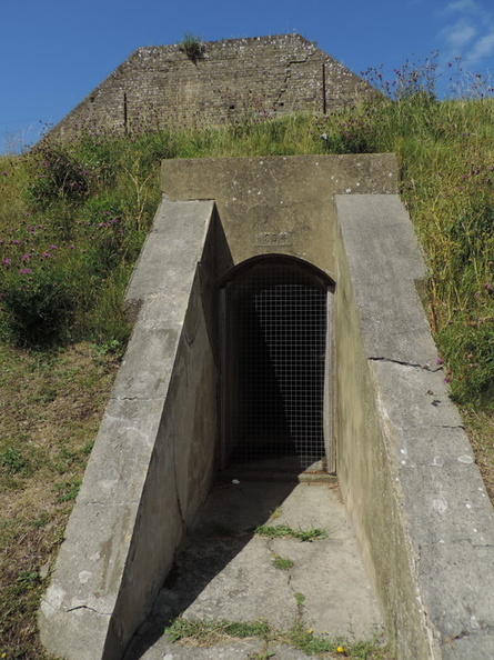 95-Bunker.jpg