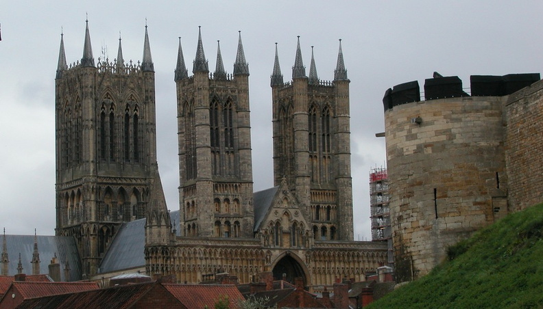 02-CathedralWall.jpg