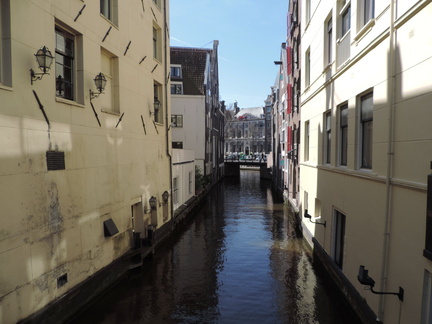 Narrow canal