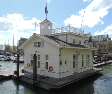Floating office