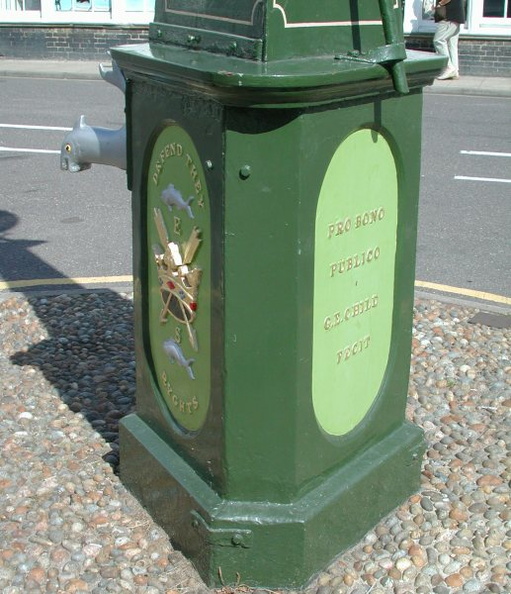 Inscription on lamp post