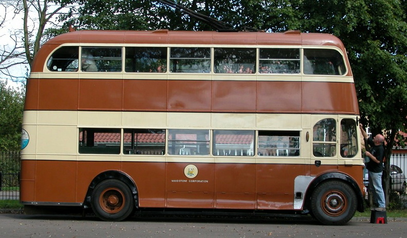 05-Trolleybus.jpg