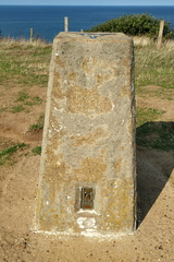 Triangulation pillar