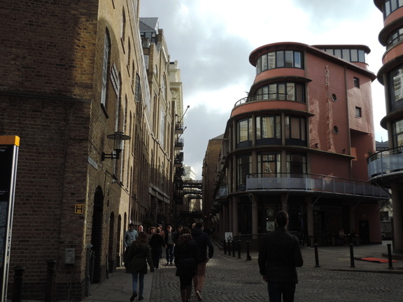 Shad Thames Street