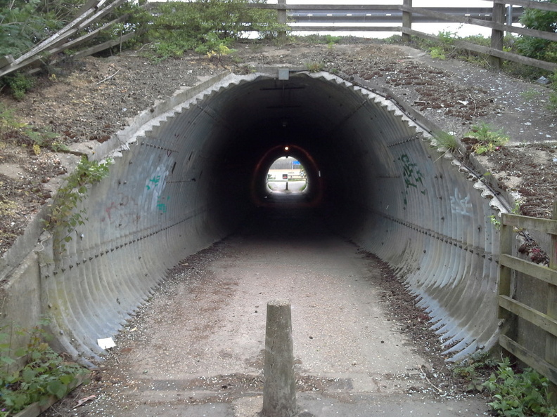 16-Tunnel.jpg