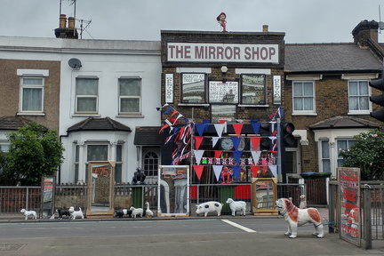 The Mirror Shop