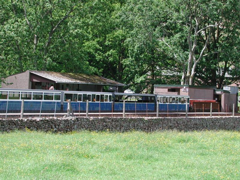 Eskdale with carriages