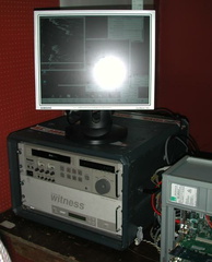 Denbridge Marine stand