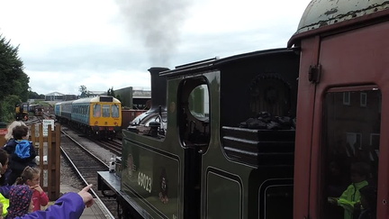 Engine and DMU