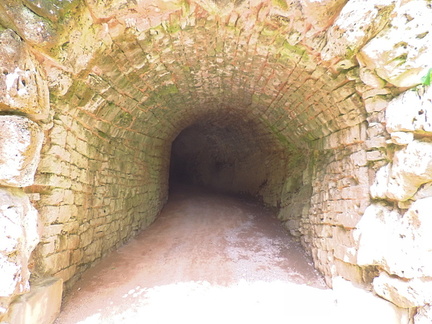 Tunnel