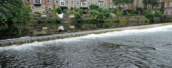 Weir