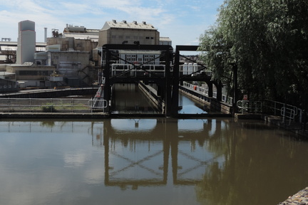 Boat lift