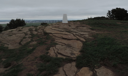 Triangulation pillar