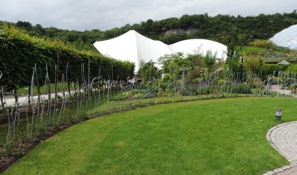 Metal garden