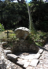 Giant's Well