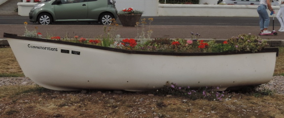 Flower boat