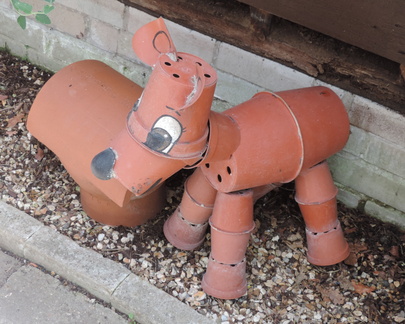 Flower-pot dog