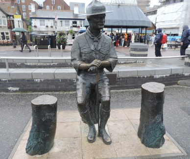 Statue
