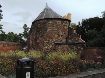 Odd house