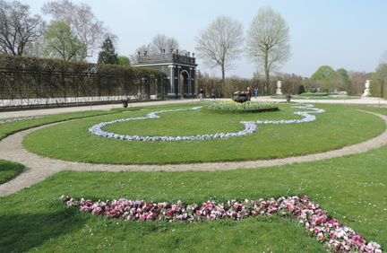 Garden and arch
