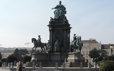 Statue