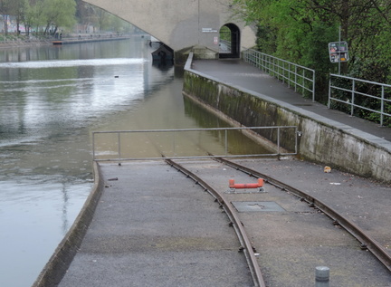 Boat lift