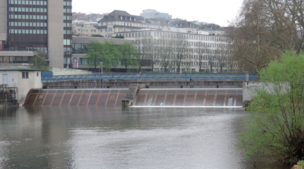 Weir