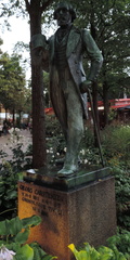 Statue