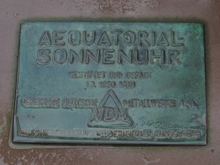 Plaque