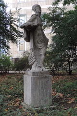 Statue